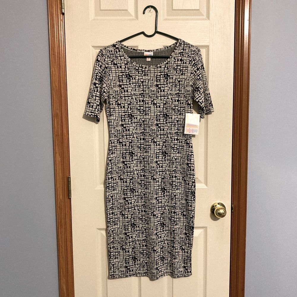 Lularoe Julia Dress Size XS - NWT